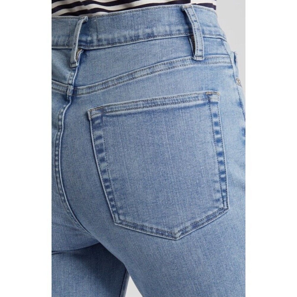New FRAME Le Easy Flare High Rise Raw Hem Light Blue Jeans Babitz Size 29 - Picture 4 of 15